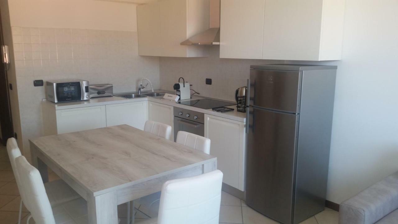 Be Lake Apartment Бавено Екстериор снимка
