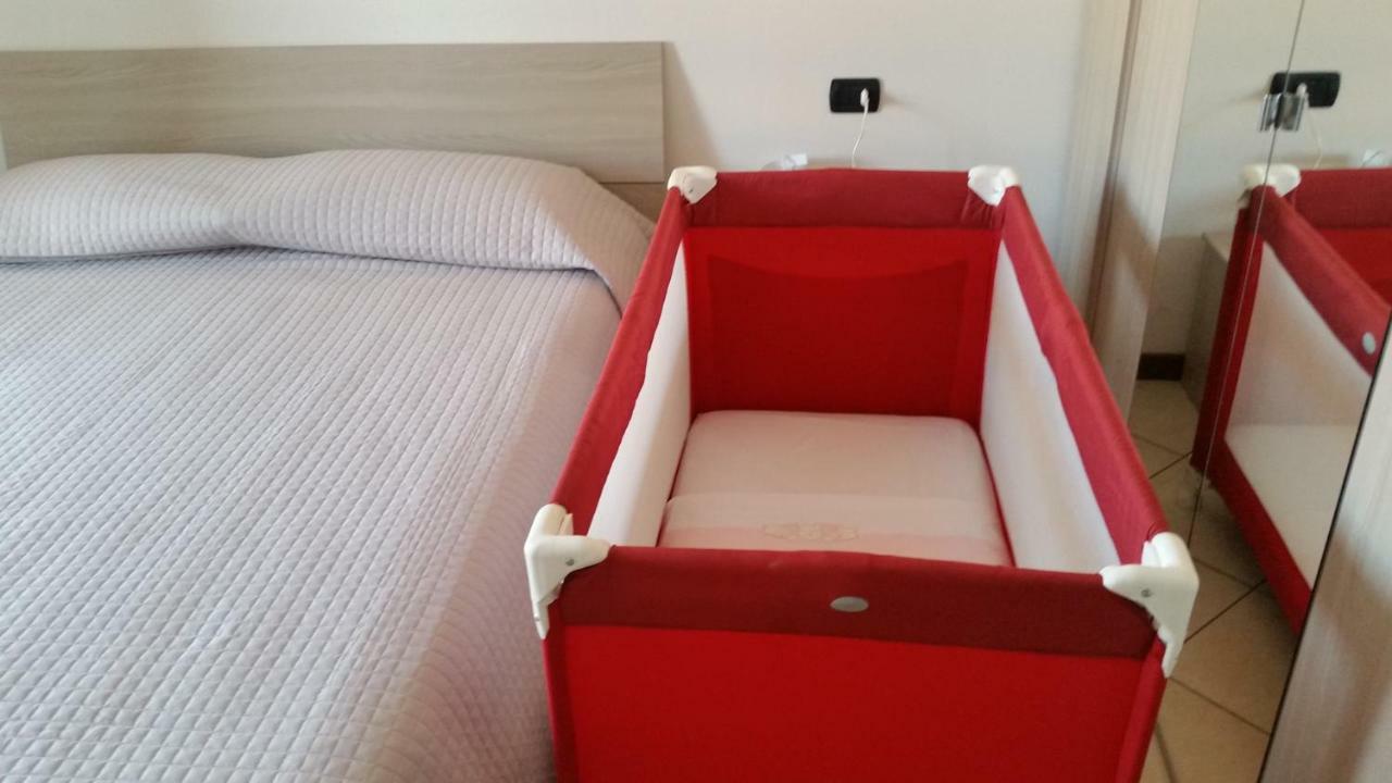 Be Lake Apartment Бавено Екстериор снимка